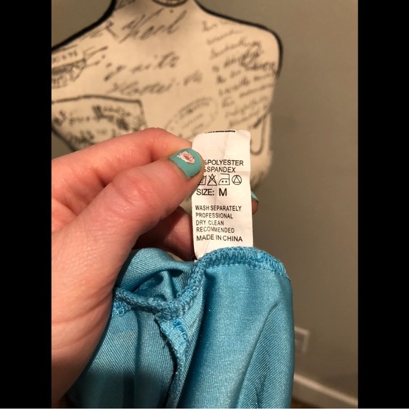 Shiny, stretchy  blue Bodycon vneck, skinny leg  jumpsuit women’s onsie size L - Picture 4 of 9